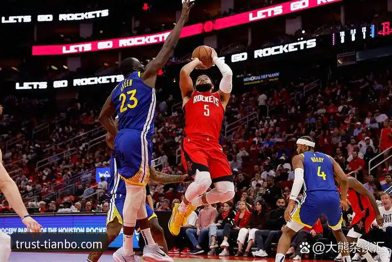 如何像资深球迷一样，在天博体育平台深度复盘火箭vs勇士的加时鏖战？